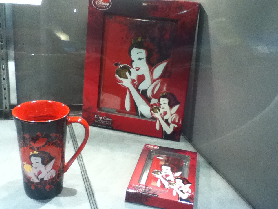 Universal Coffee Cup - Betty Boop - Red and White